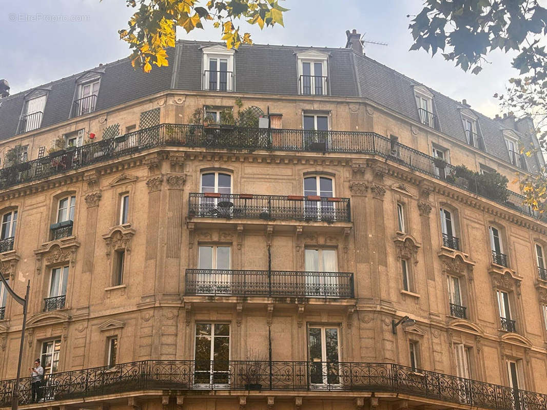 Appartement à PARIS-11E