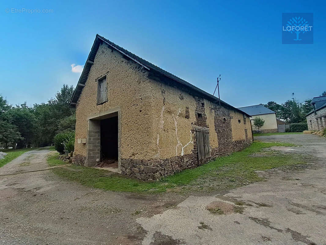 Maison à BREAL-SOUS-MONTFORT