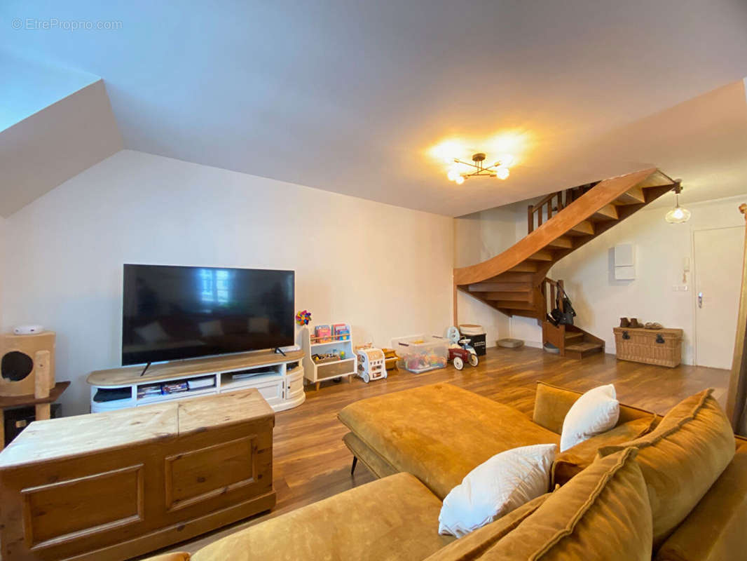 Appartement à LONS-LE-SAUNIER