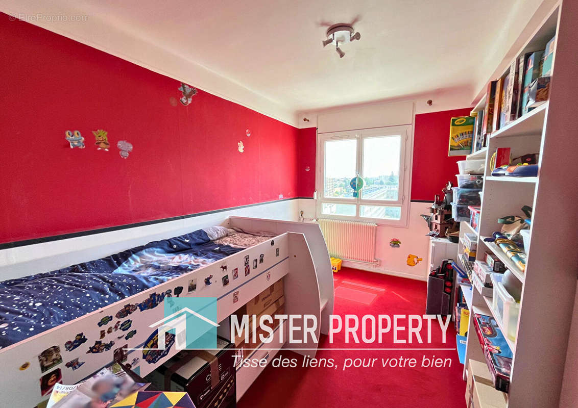 Appartement à SARTROUVILLE