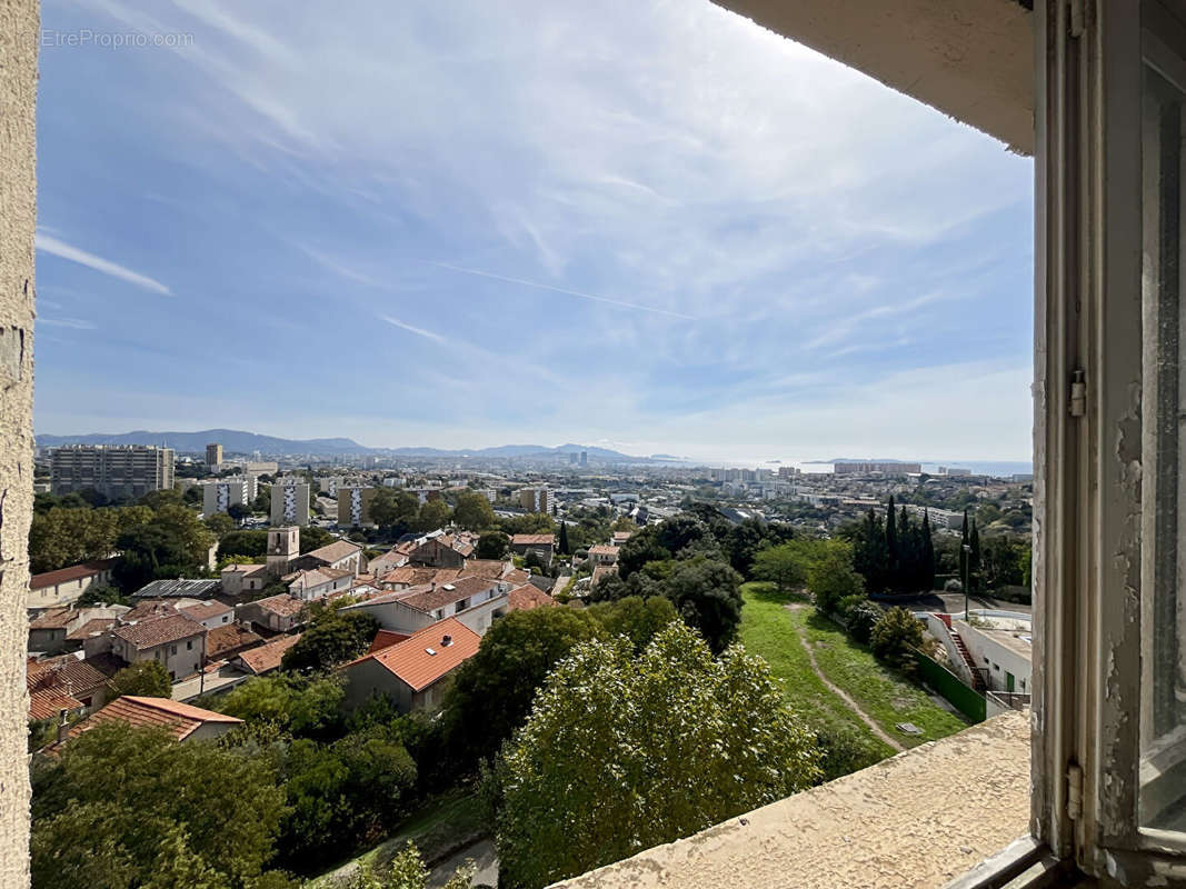 Appartement à MARSEILLE-15E