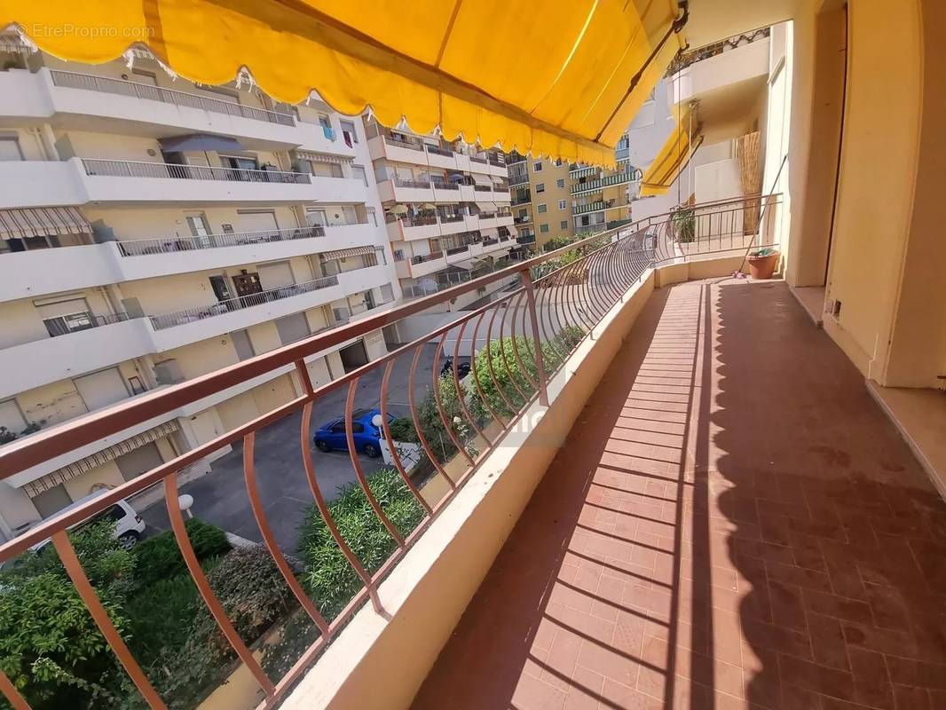 Appartement à MENTON