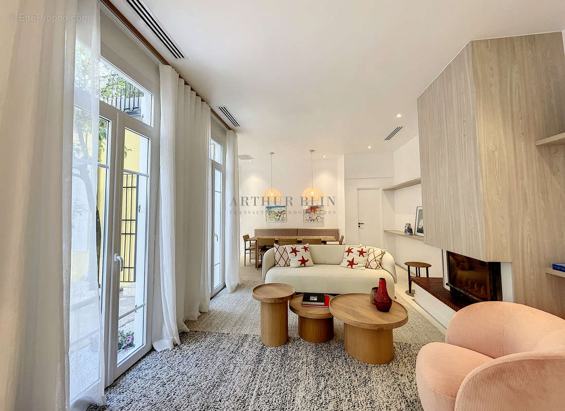 Appartement à CANNES