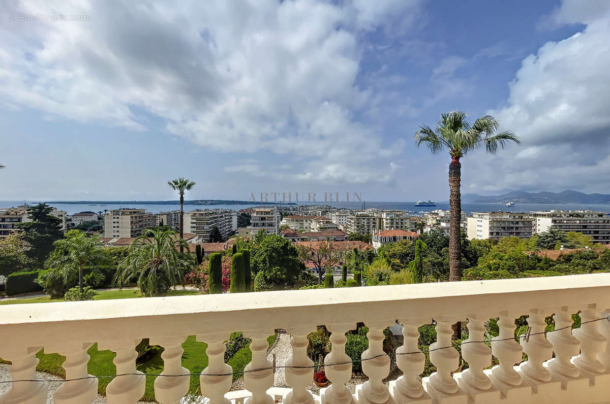 Appartement à CANNES