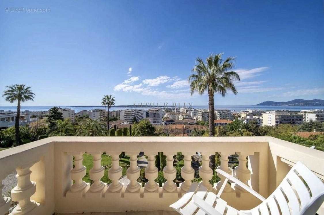 Appartement à CANNES