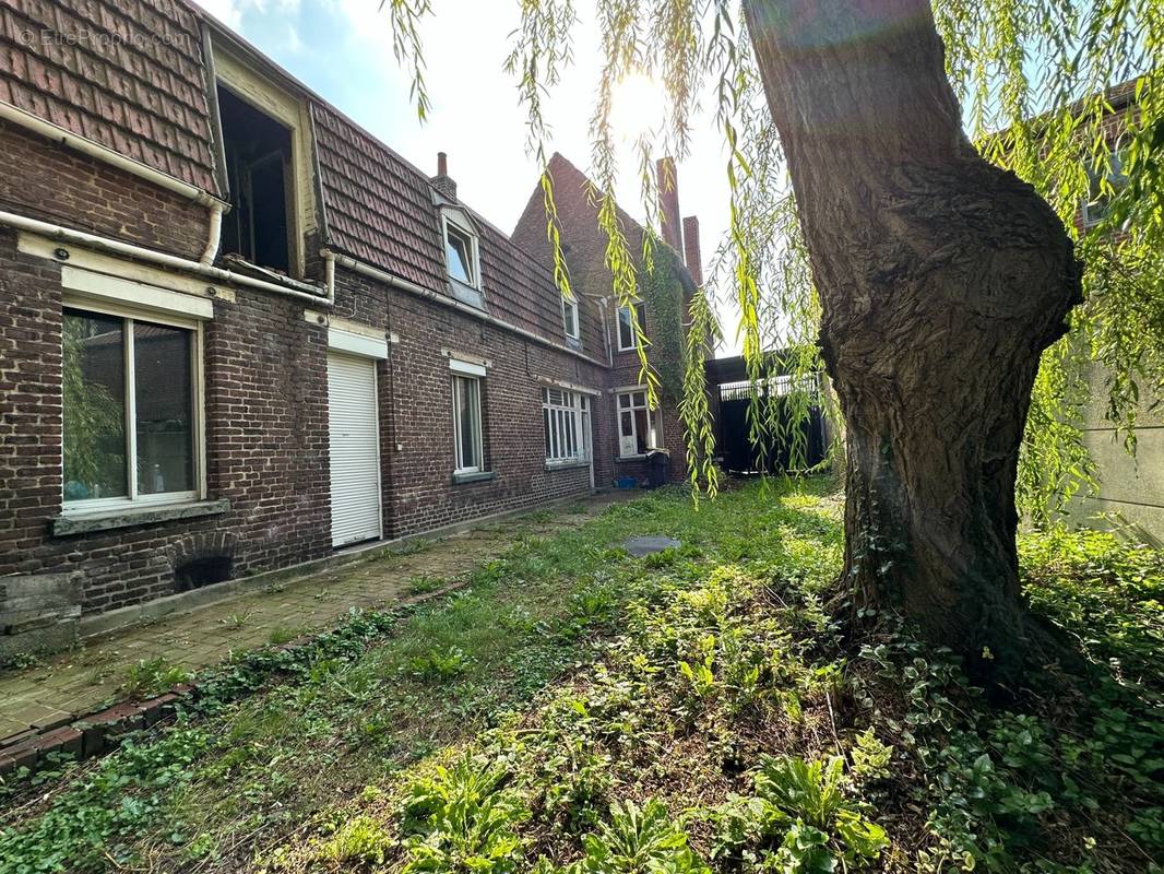 Maison à LOOS-EN-GOHELLE