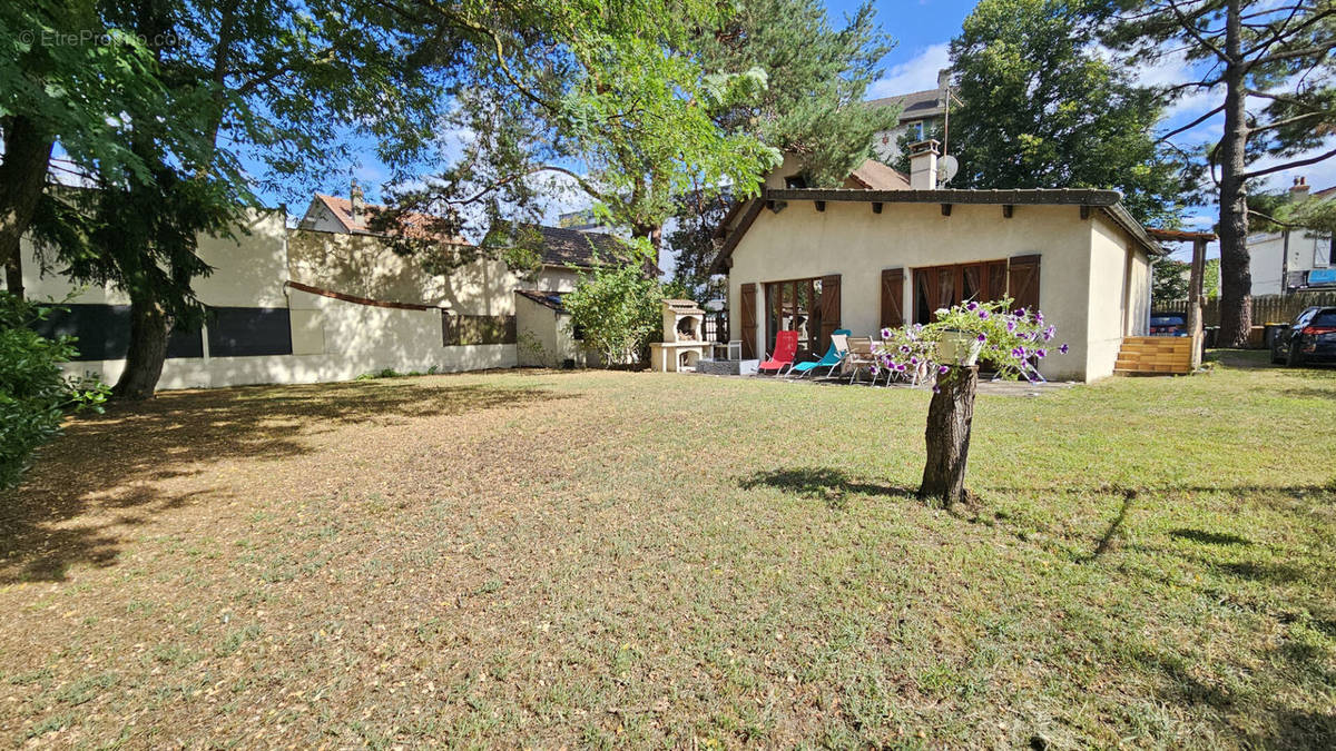 Maison à CONFLANS-SAINTE-HONORINE