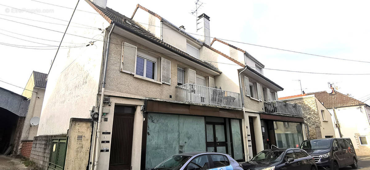 Appartement à PIERRELAYE