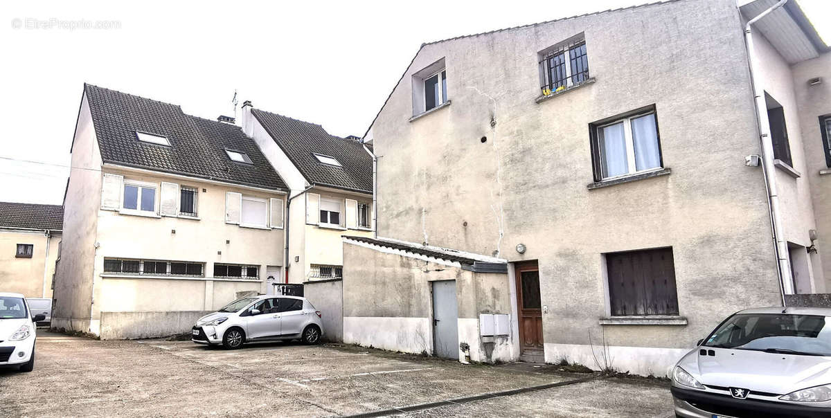 Appartement à PIERRELAYE