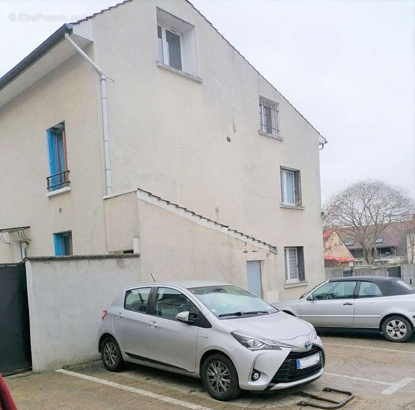 Appartement à PIERRELAYE