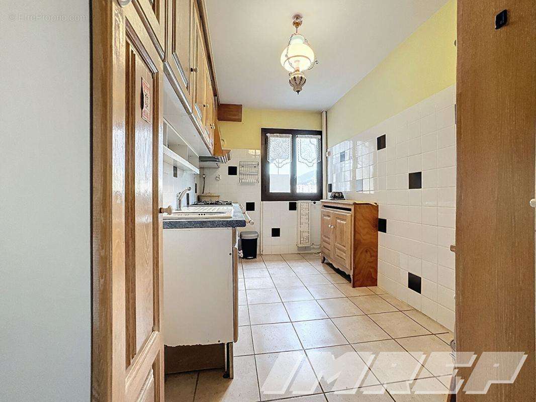 Appartement à MARSEILLE-10E