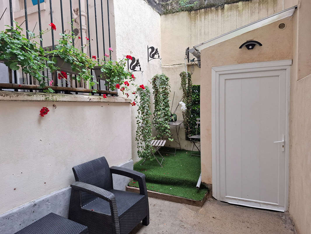 Appartement à PARIS-18E