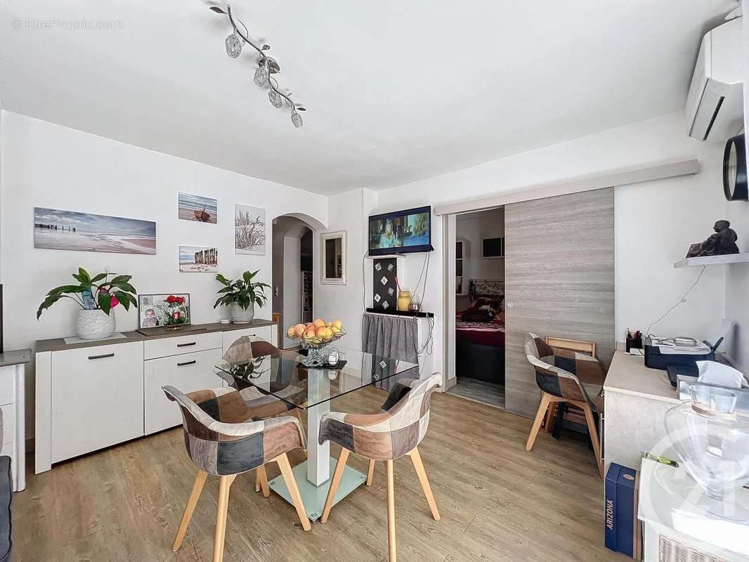 Appartement à MOUGINS