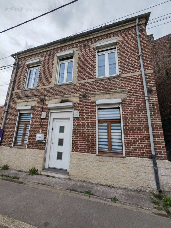 Maison à BUSNES