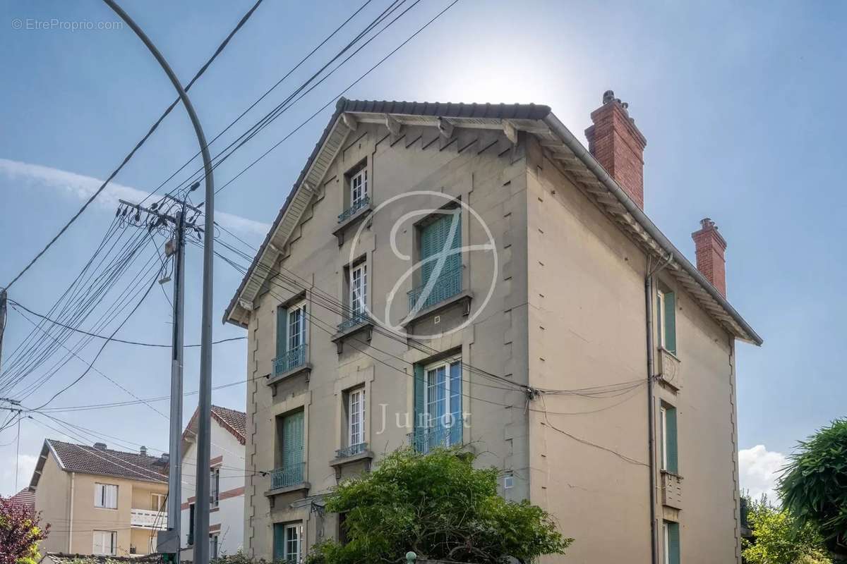 Appartement à MAISONS-LAFFITTE