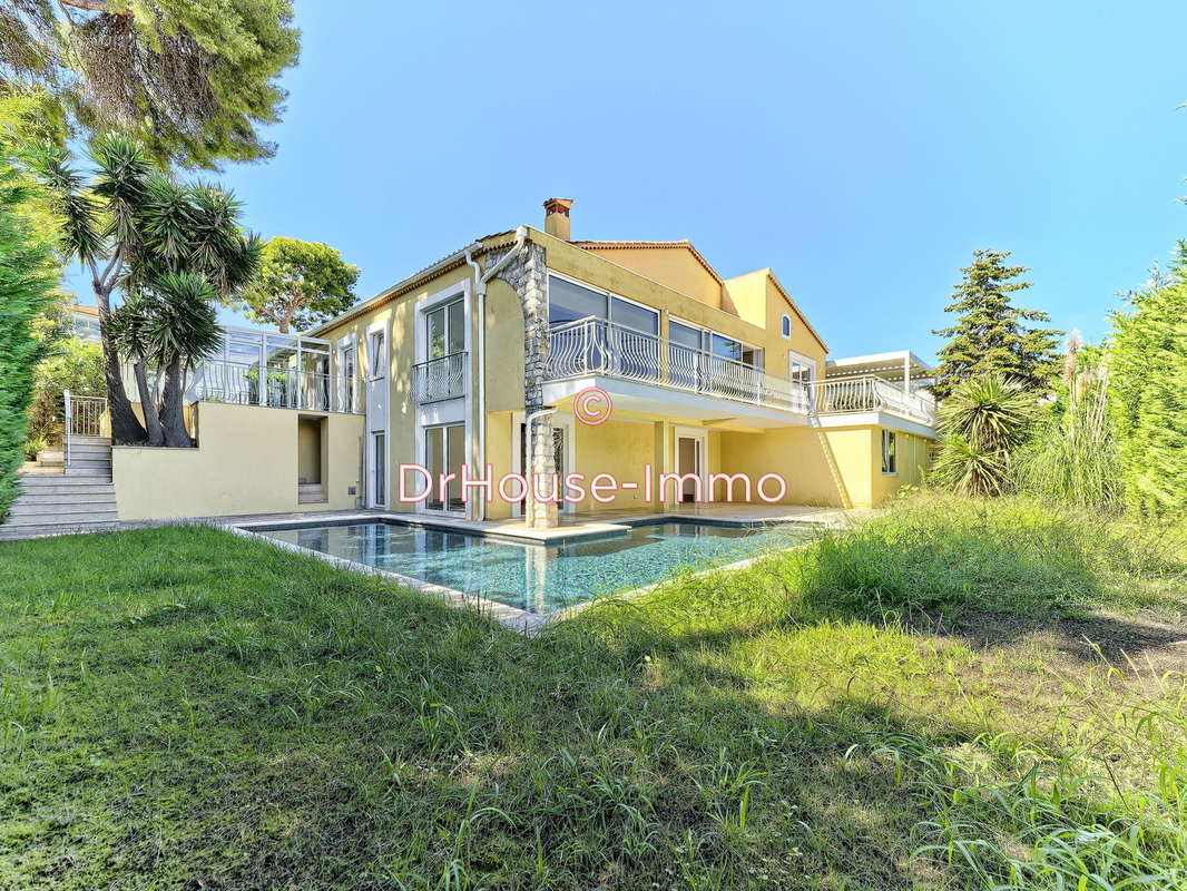 Maison à ROQUEBRUNE-CAP-MARTIN