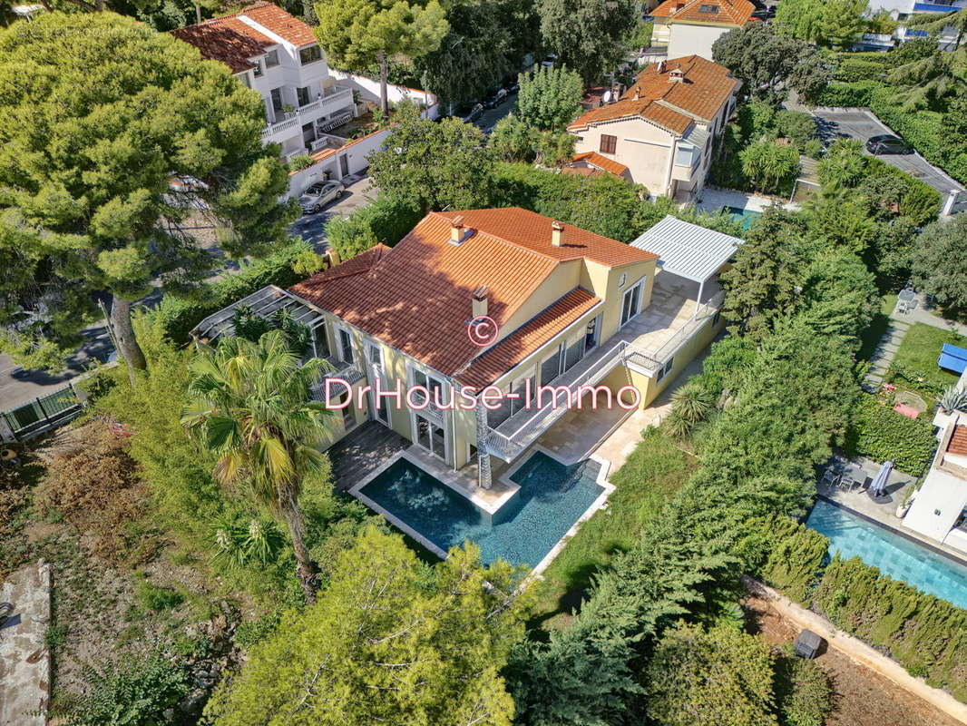 Maison à ROQUEBRUNE-CAP-MARTIN