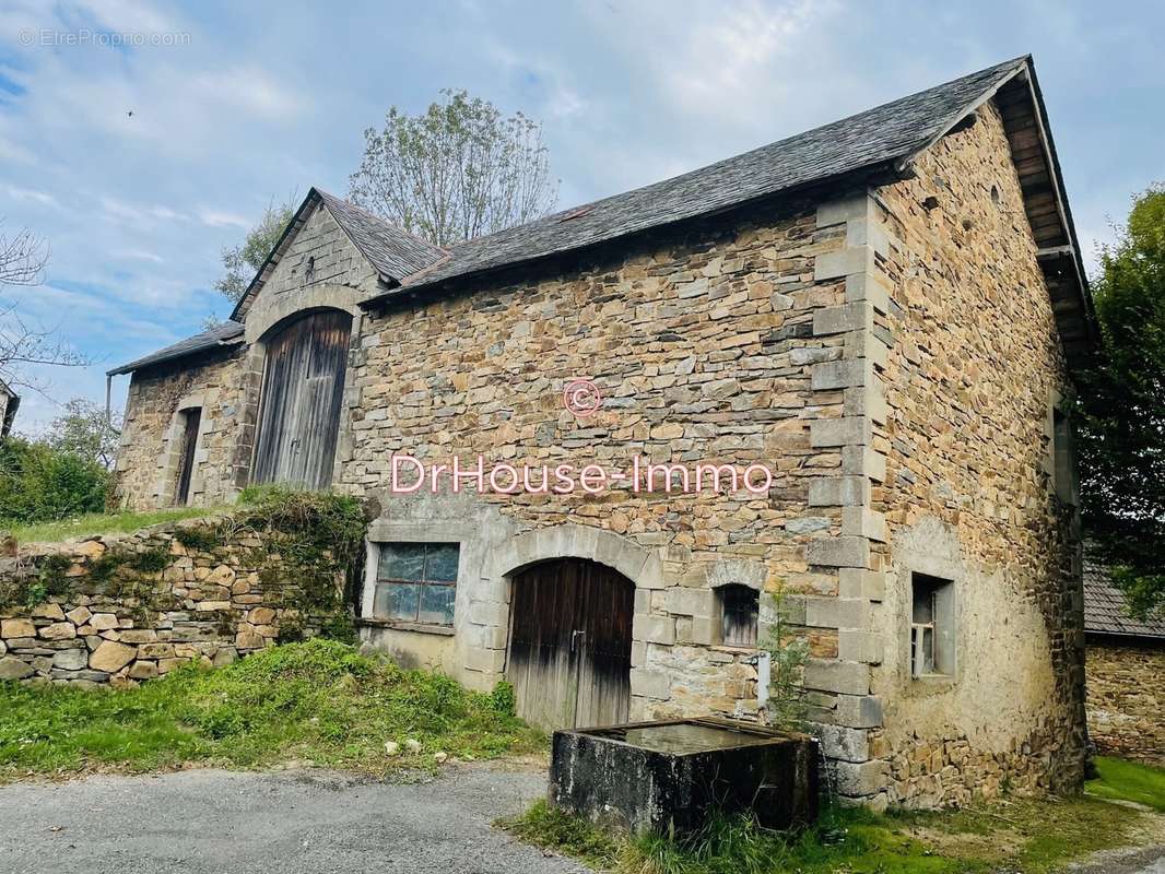 Autre à BEAULIEU-SUR-DORDOGNE