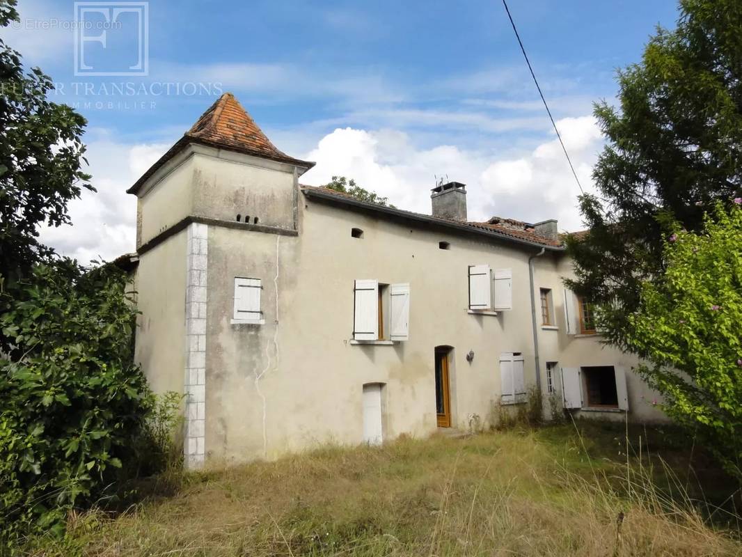 Maison à GOUT-ROSSIGNOL