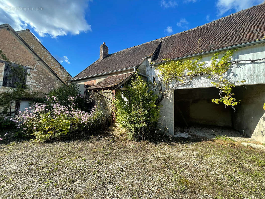 Maison à BELLECHAUME