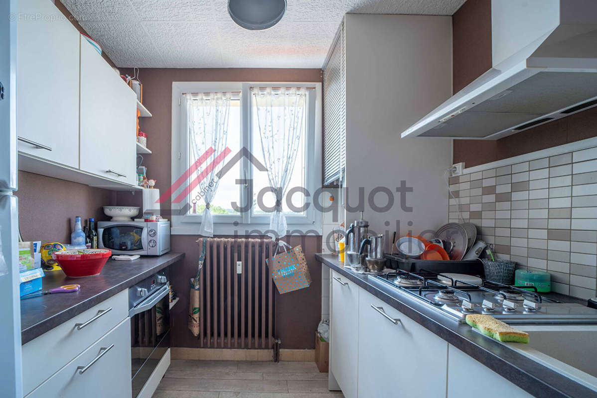 Appartement à LONS-LE-SAUNIER