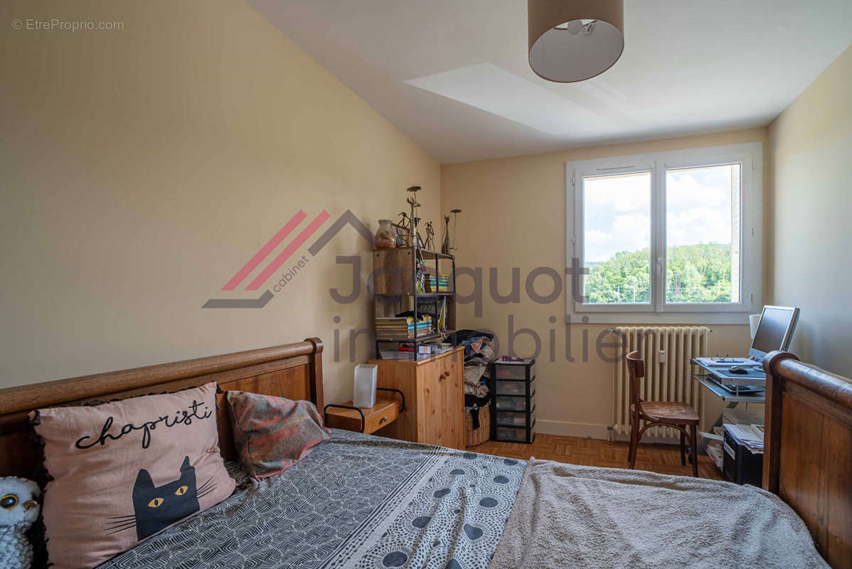 Appartement à LONS-LE-SAUNIER