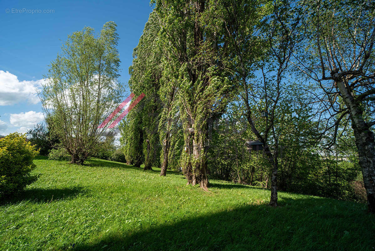 Appartement à LONS-LE-SAUNIER