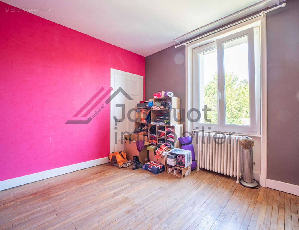 Appartement à LONS-LE-SAUNIER