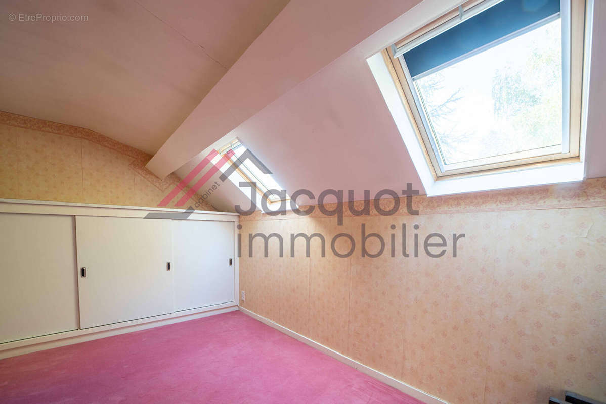 Appartement à LONS-LE-SAUNIER