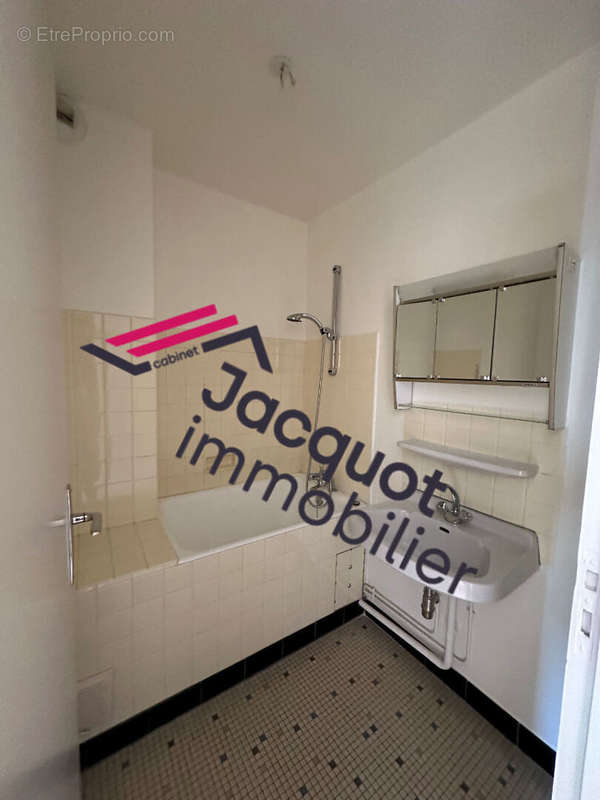 Appartement à CHAMPAGNOLE