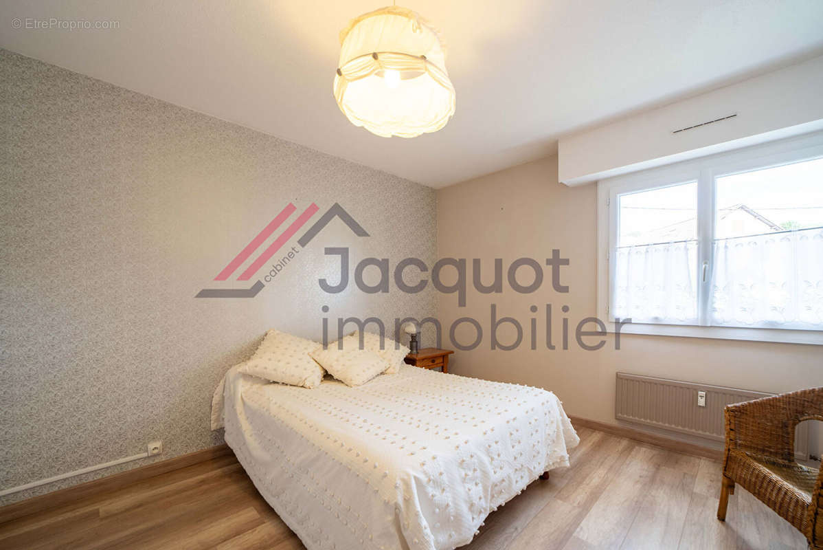 Appartement à LONS-LE-SAUNIER