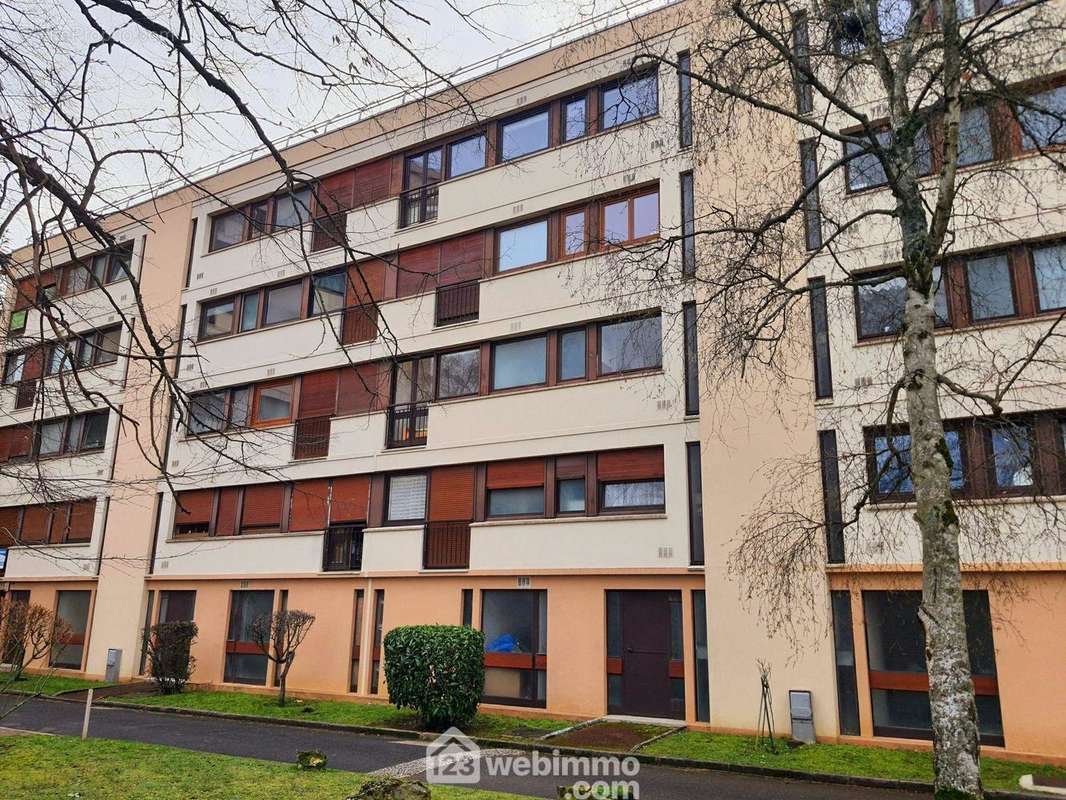 Venez découvrir cet appartement F3 ! - Appartement à LE MEE-SUR-SEINE