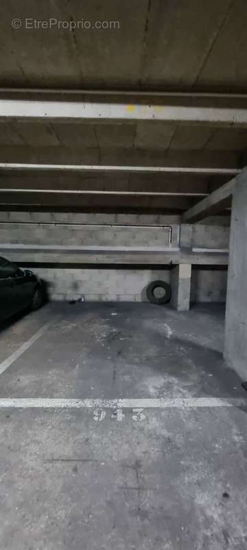 Parking à LEVALLOIS-PERRET