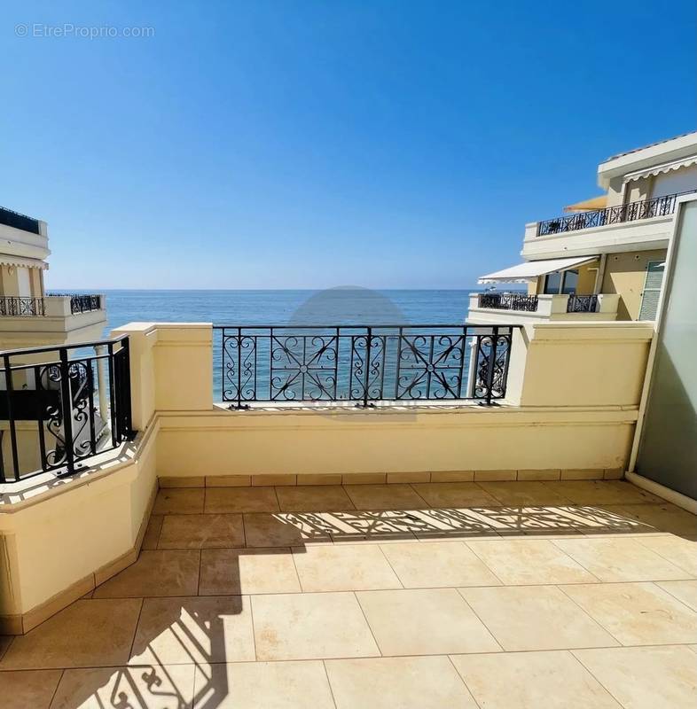 Appartement à MENTON