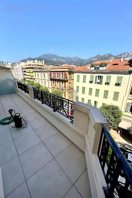 Appartement à MENTON