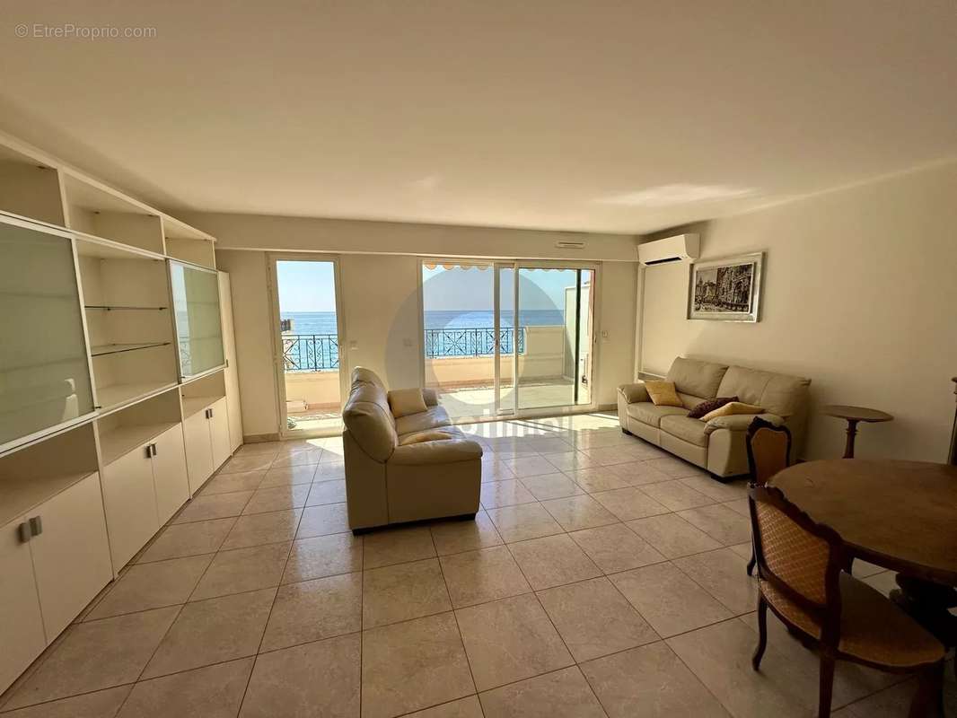 Appartement à MENTON