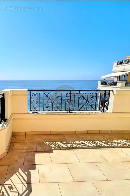 Appartement à MENTON