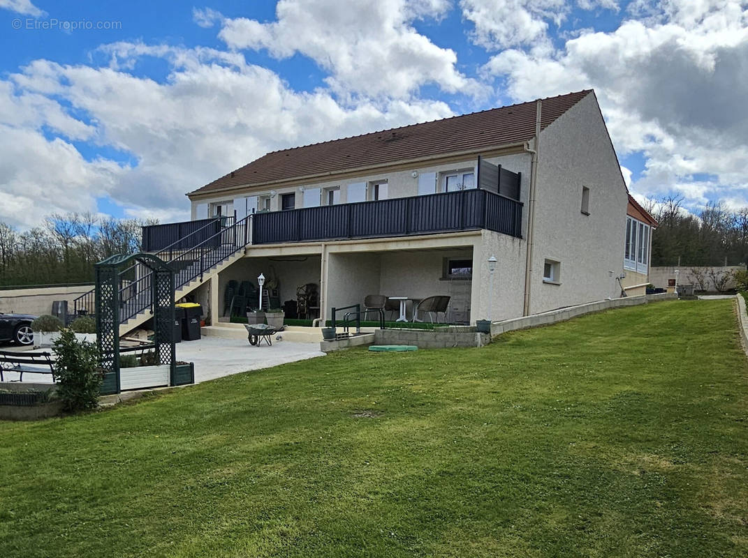 Maison à COULOMMIERS