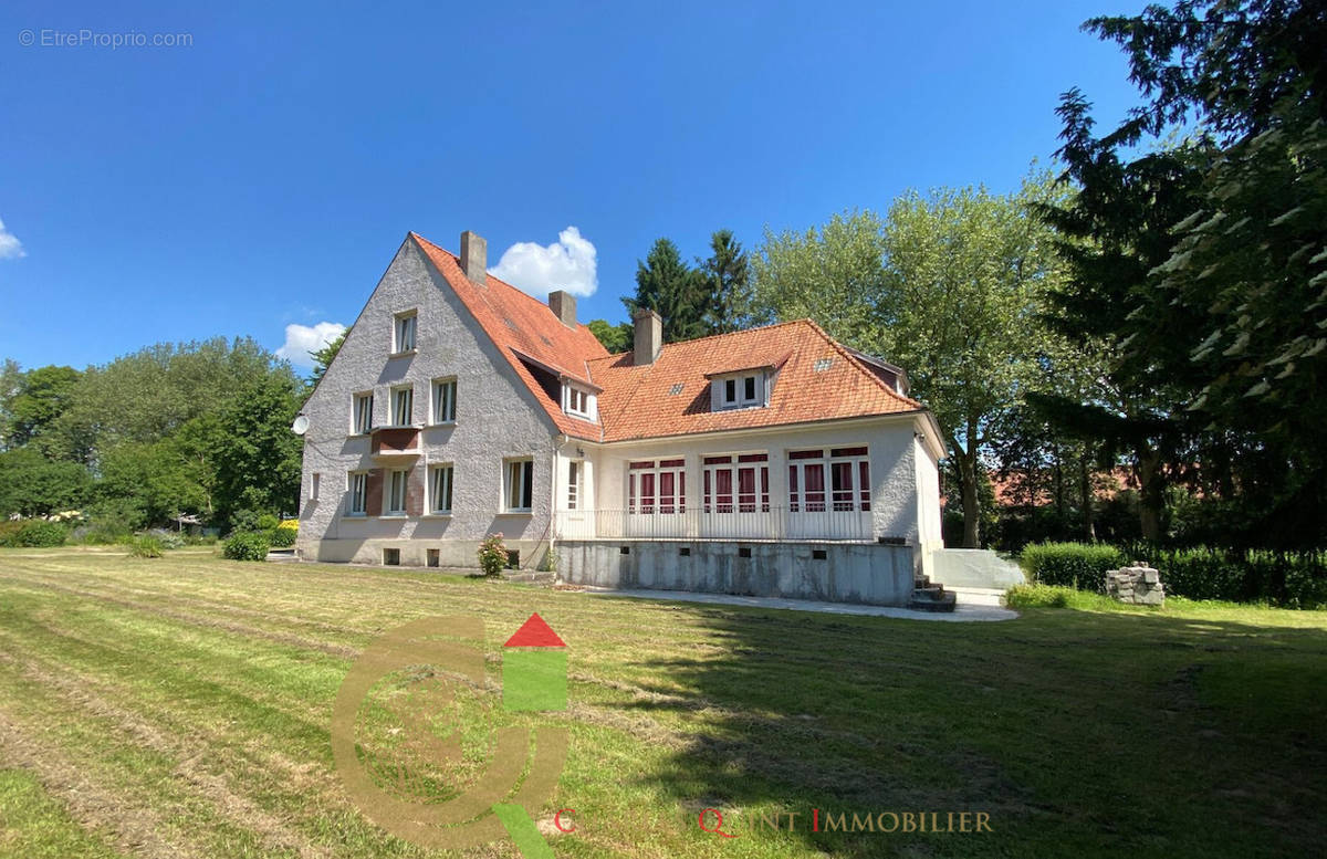 Maison à MOURIEZ