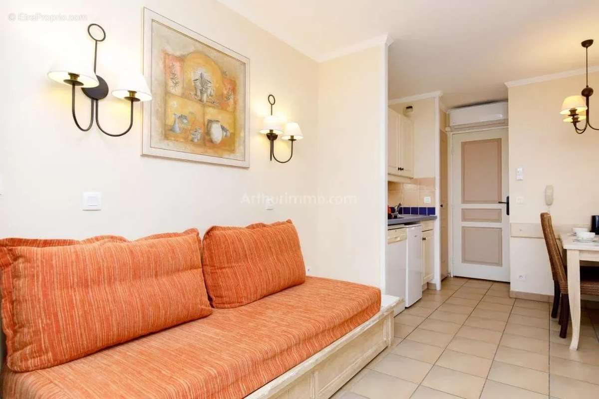 Appartement à GRIMAUD