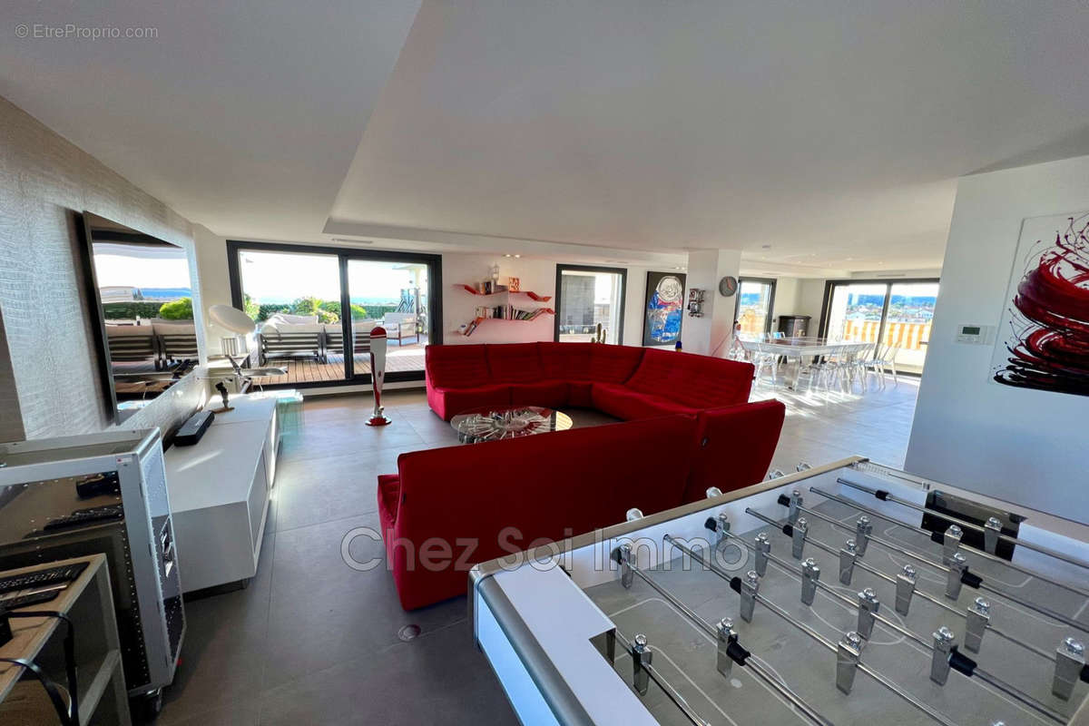 Appartement à CAGNES-SUR-MER