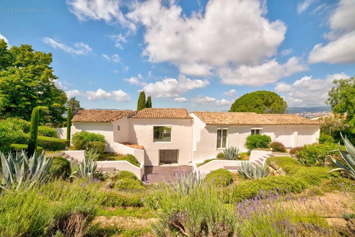 Maison à MOUGINS