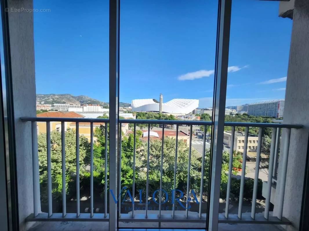 Appartement à MARSEILLE-8E