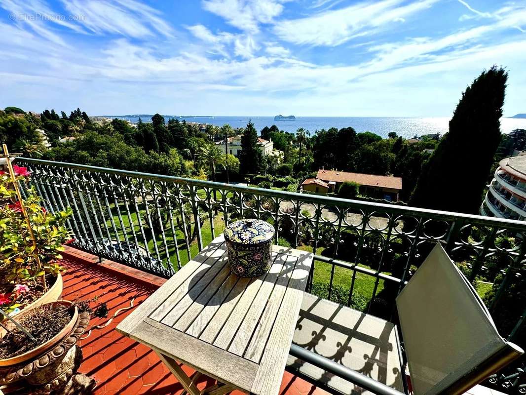 Appartement à CANNES