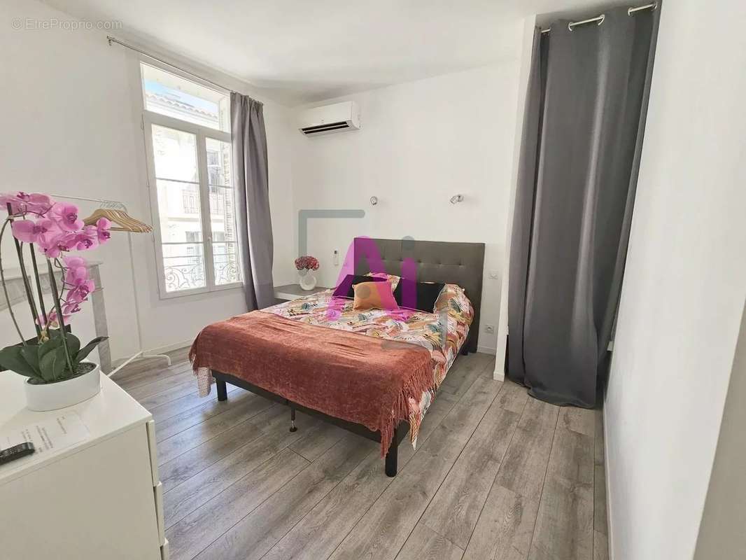 Appartement à HYERES