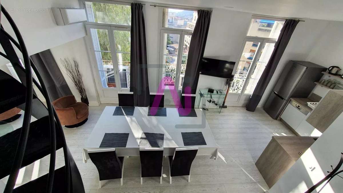 Appartement à HYERES