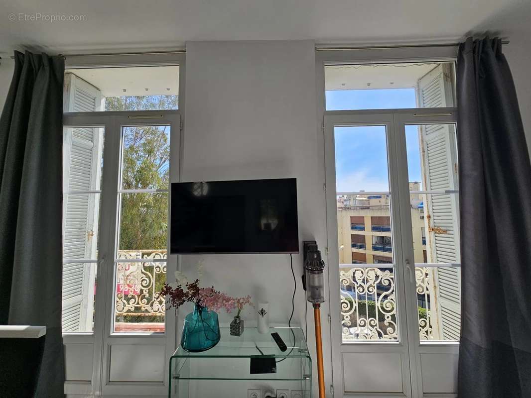 Appartement à HYERES