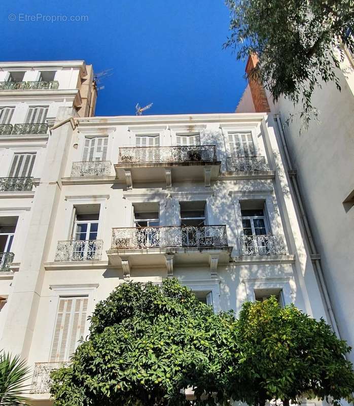 Appartement à HYERES