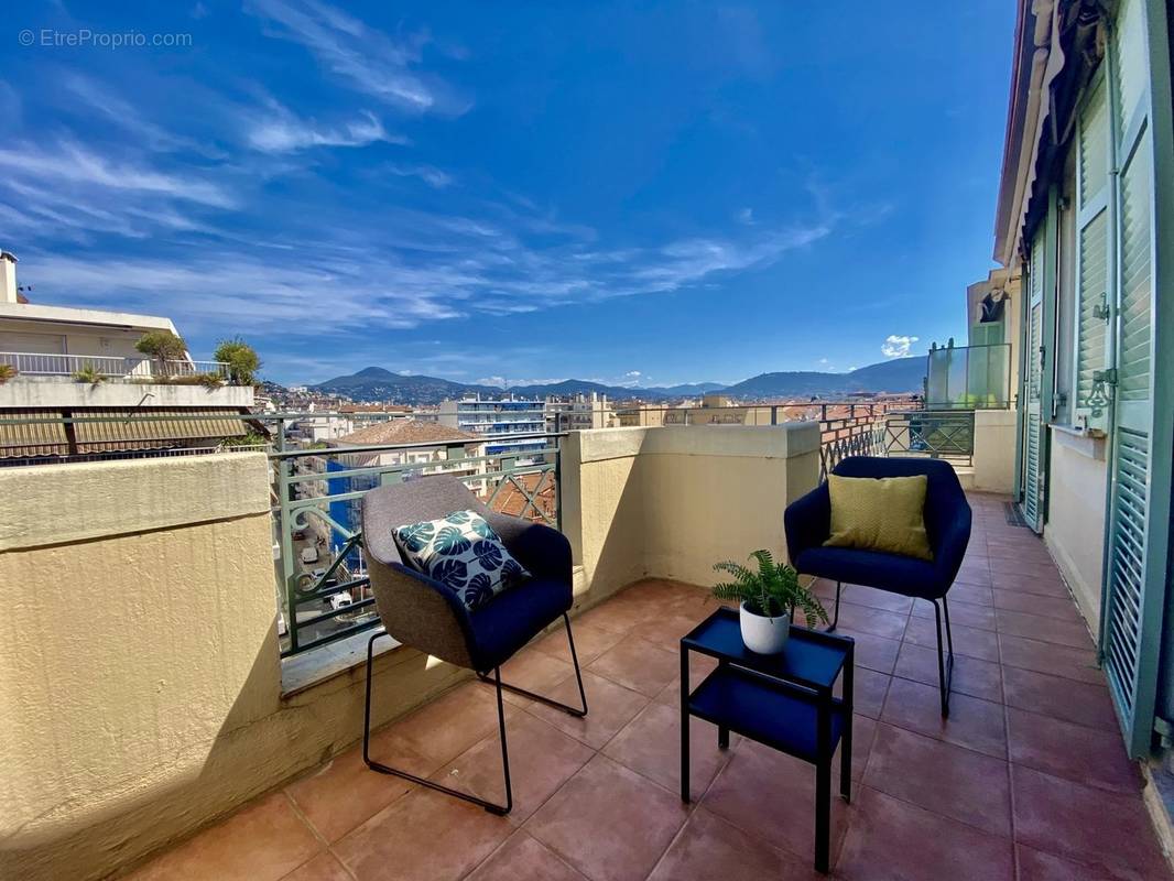 Appartement à NICE