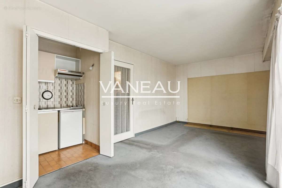 Appartement à PARIS-18E